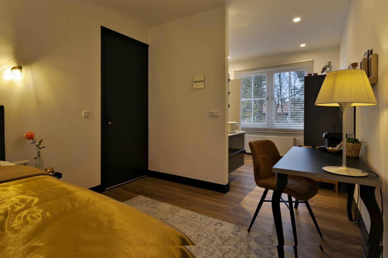 Stadsslaperij B&B Tilburg Eksteriør billede