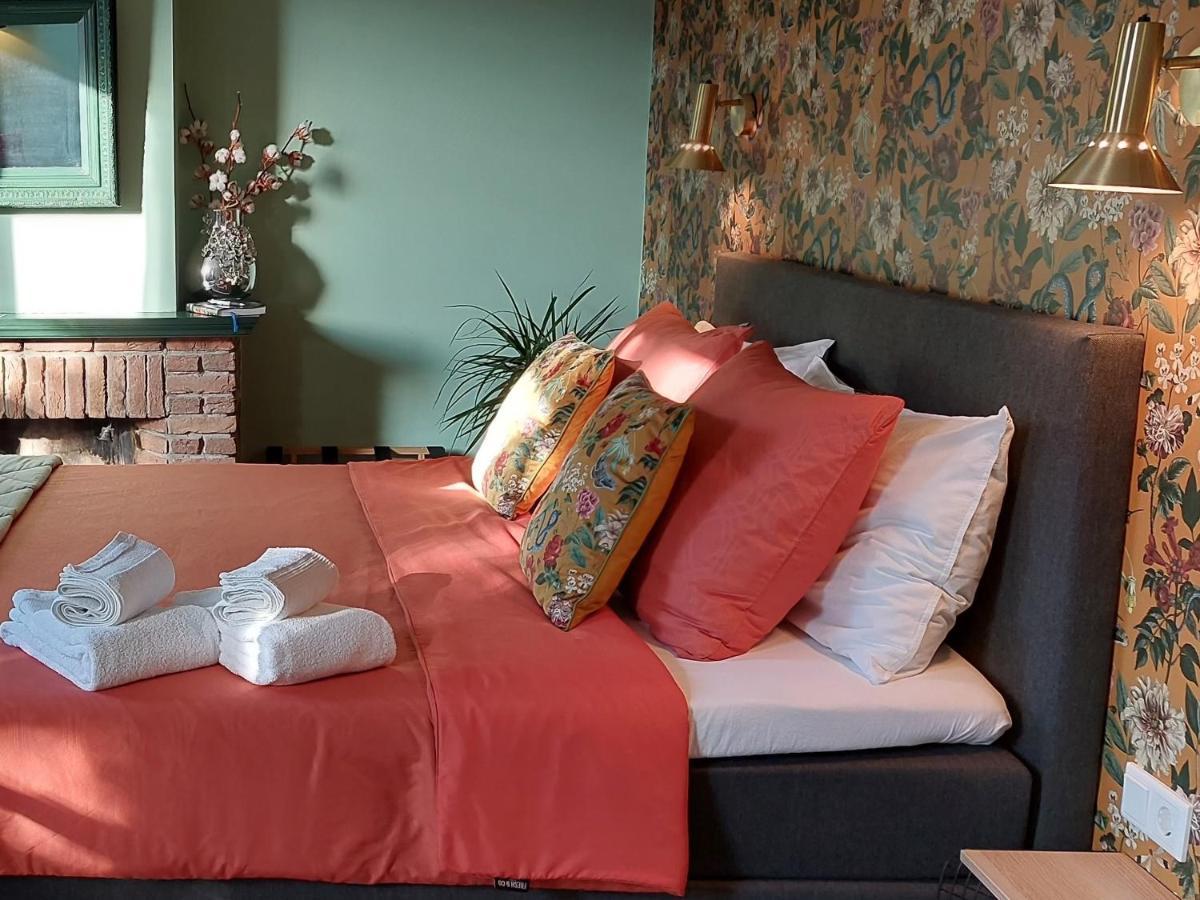 Stadsslaperij B&B Tilburg Eksteriør billede